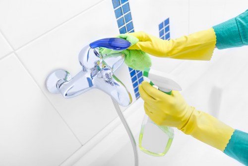 Kitchen and bathroom domestic cleaning in Chelsea